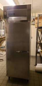 lot 88 image: McCall Model 7-7020T 22.4 Cu.FT Single Door Reach-In Refrigerator, Needs Work