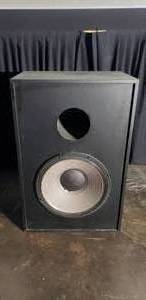 lot 4 image: JBL Professional Series Model 4645C 18 Subwoofer System
