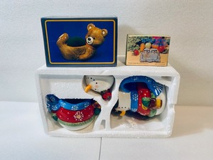 lot 93 image: Lot of 3 - Sugar & Creamer Set, Mini Salt & Pepper Shaker & Teddy Bear Scouring Pad Holder