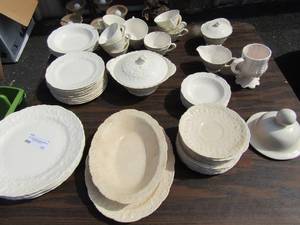 lot 11 image: Pope Gosser ROSE POINT CHINA Set, 12 cups, 6 dinner plates, 11 salad plates, 5 dessert bowls, 6 bread plates, 14 Tea cup,saucers, sugar& creamer, covered soup dish,