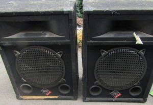 lot 73 image: Nady Audio pro power series, Model # PS112, peak power is 300 watts max qty 2