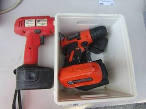 lot 93 image: 38 cordless drill master, with battery and charger, small black & decker 10mm drill no charger cord