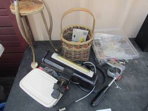 lot 122 image: Misc. tool lot, various screws, lights, electric components and more