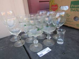 lot 145 image: 6 irish coffee glasses, 1 shot glass and various other glasses