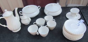 lot 160 image: SHEFFIELD  BONE WHITE -CHINA , 5 bread plates, 10 tea cup saucers and 6 tea cups, handled covered tea pot, sugar dish, 2 covered handled soup taurines