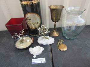 lot 218 image: brass wine glass for dcor, clear glass vase, black butterfly design vase, red vase, 2 wire trees