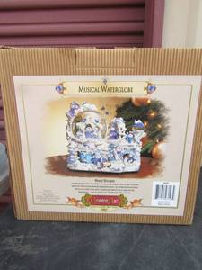 lot 3 image: Grander Noel 2000  WATER Snow globe NIB very large
