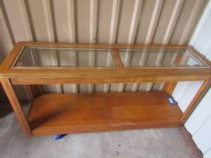 lot 239 image: 265416 light brown wood glass top entry table or couch table, very good condition