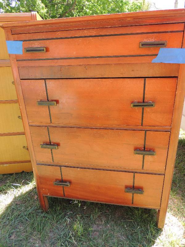 lot 2 image: MID CENTURY FURNITURE