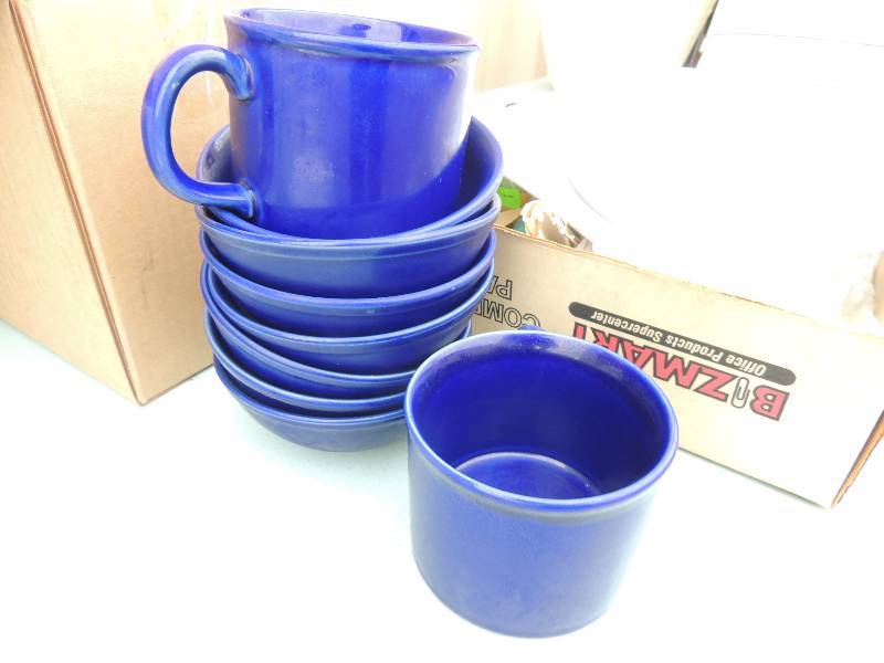 lot 55 image: HOUSEWARE