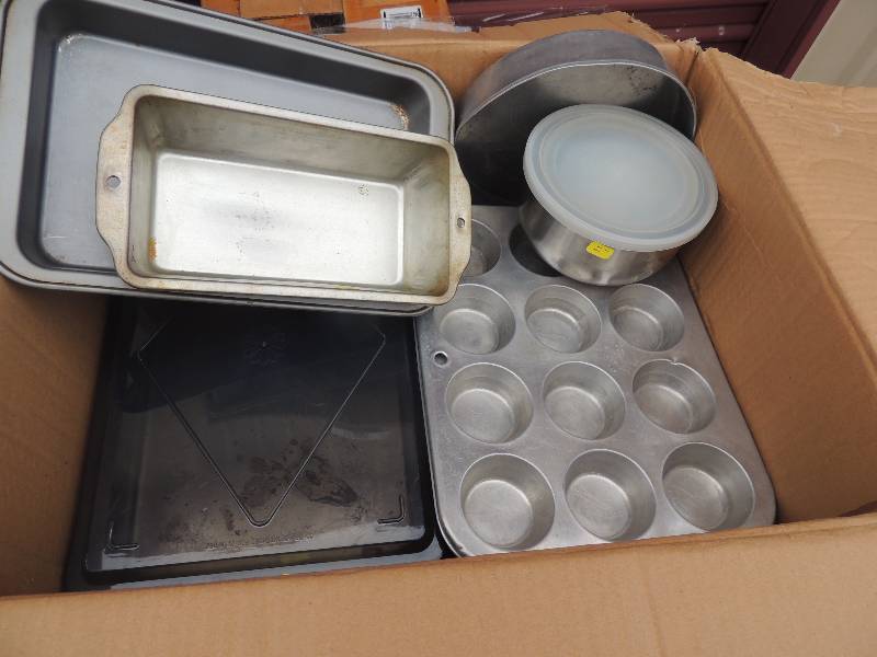 lot 93 image: COOKWARE