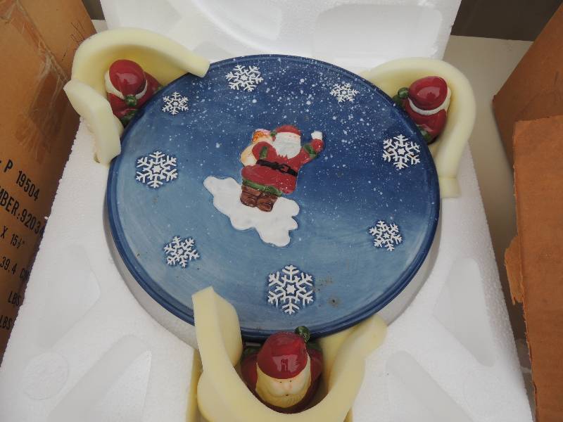 lot 120 image: HOLIDAY