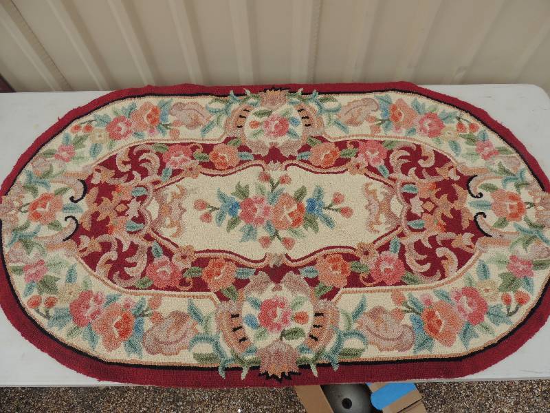 lot 130 image: DECORE