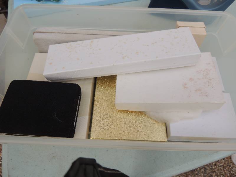 lot 177 image: Craft and Sewing