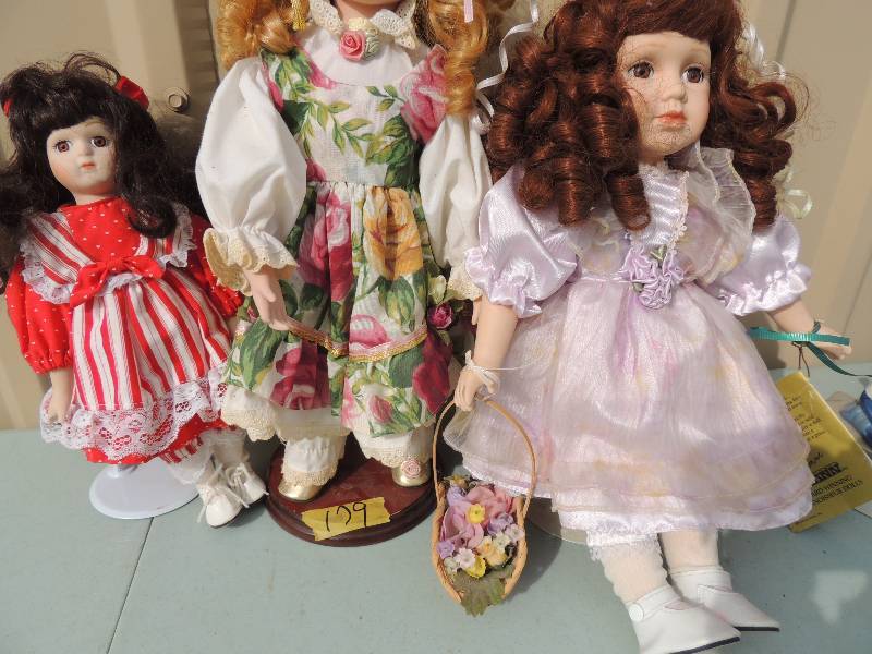 lot 179 image: Doll