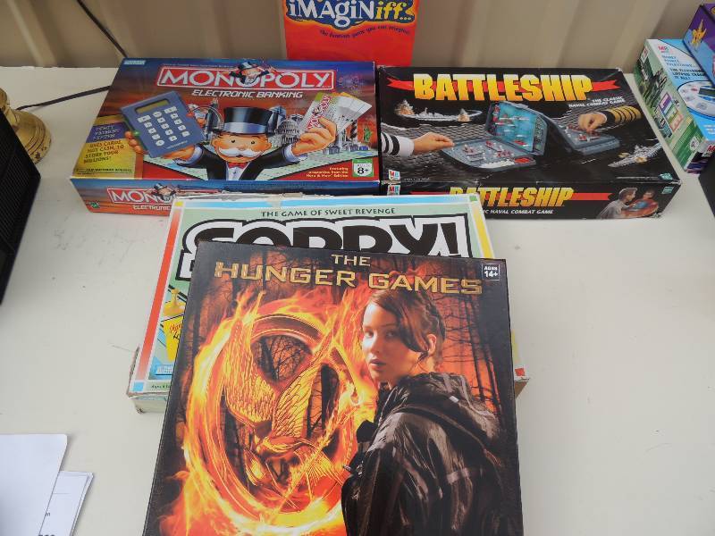 lot 222 image: TOYS