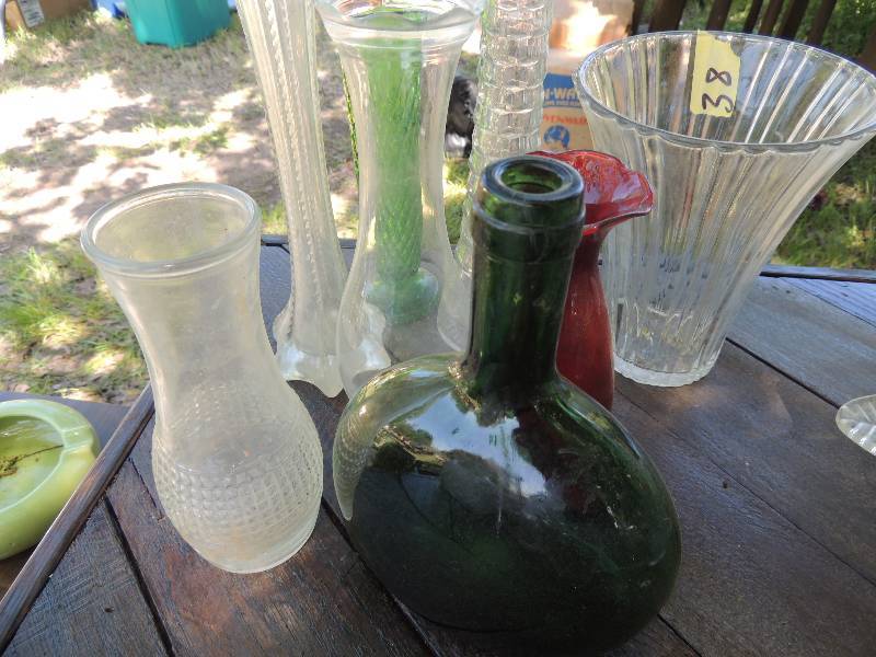 lot 38 image: DECOR