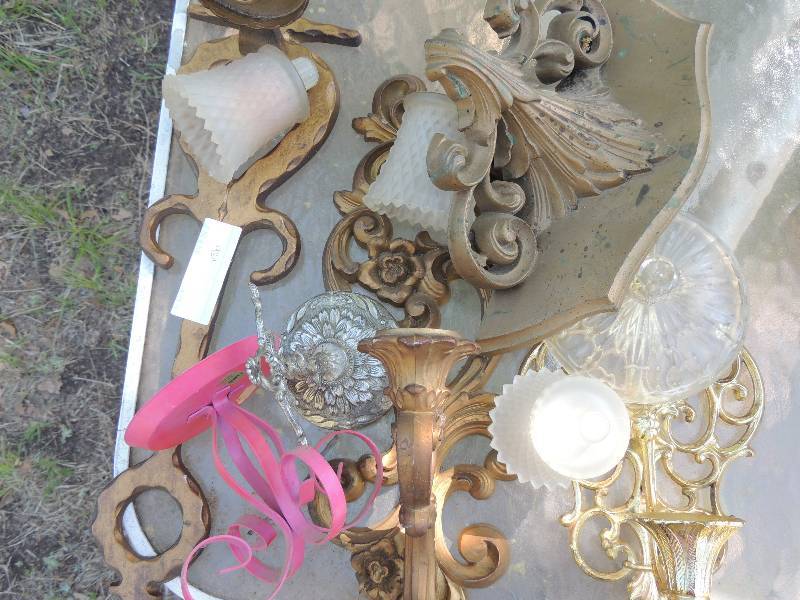lot 421 image: DECORE