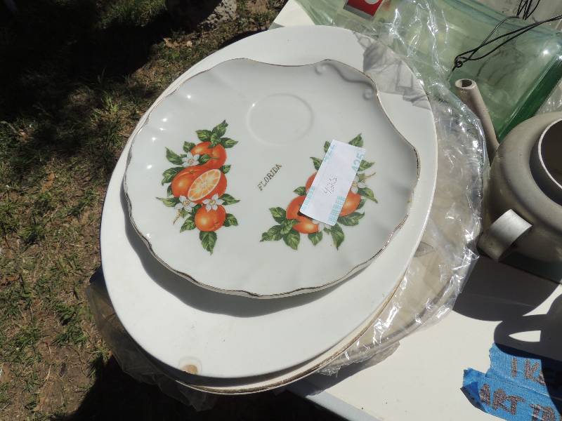 lot 425 image: HOUSEWARE