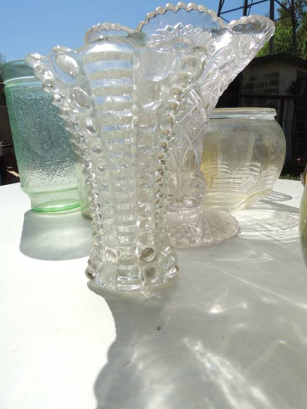lot 426 image: DECORE