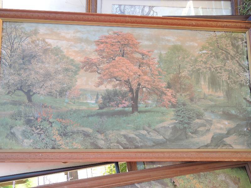 lot 433 image: DECORE