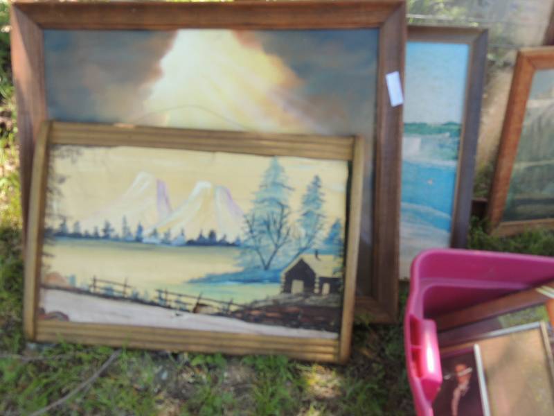 lot 431 image: DECORE