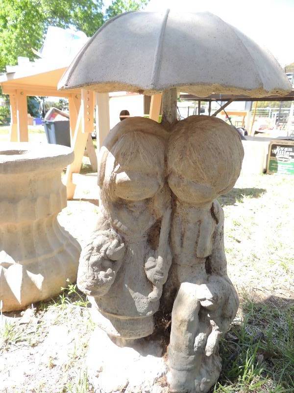 lot 435 image: GARDEN