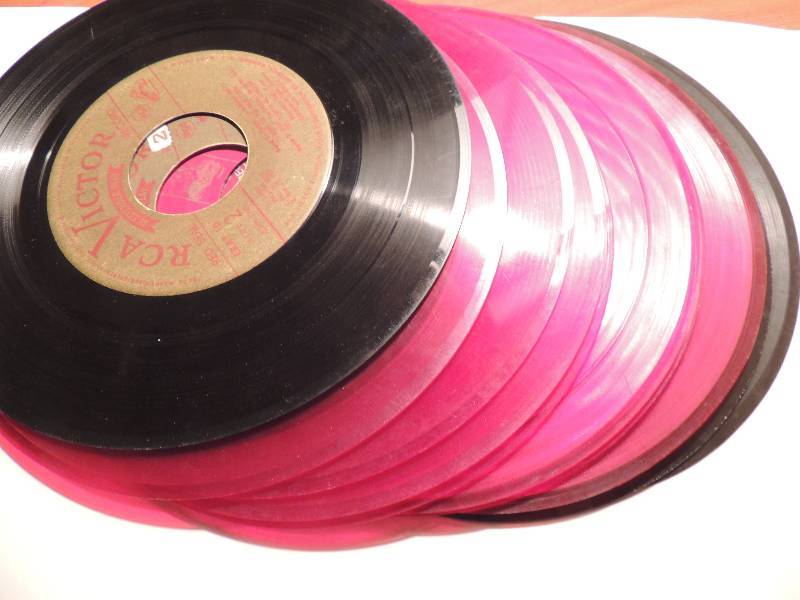 lot 305 image: RECORDS