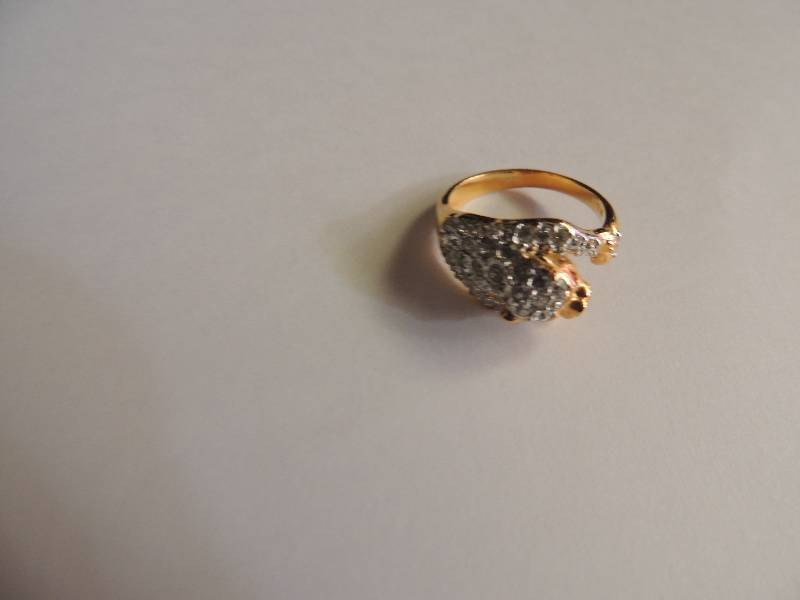 lot 315 image: JEWELRY