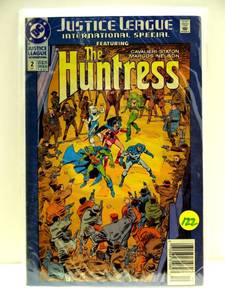 lot 122 image: Justice League International Special # 2 (DC Comics, 1991) Featuring The Huntress $$