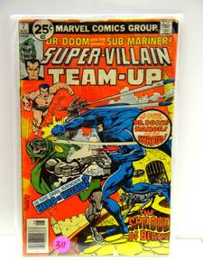 lot 311 image: VINTAGE SUPER-VILLAIN TEAM-UP #7 (1976) Marvel Comics  VG  Namor, Doom, Shroud $$