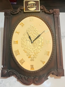lot 18 image: Vintage Diet Pepsi Advertising Clock