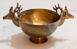 lot 46 image: Vintage Brass Round Pedestal Bowl W Deer BuckStag Head Antler Handles