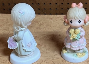 lot 111 image: 1989 Precious Moments Figurine God Is Love Dear Valentine #523518 &amp # 795232  Youre A Dandy Mom, And Im Not A Lion