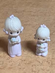 lot 118 image: 1994 Precious Moments Bridesmaid Figurine # E-2831 &amp 1983 Flower Girl Figurine # E-2835&nbsp