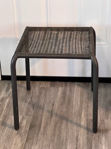 lot 128 image: 15x 15 x 18 IndoorOutdoor Side Table