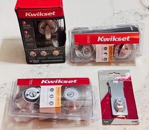 lot 149 image: Three Kwikset Lock Sets &amp One Locking Hasp