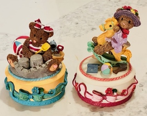 lot 164 image: Heritage House Inc. Playful Teddy Bears Sand Castles &amp Giddy Up TrinketMusic Boxes