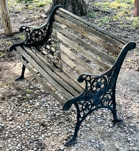 lot 171 image: Vintage Cast Iron &amp Wood Park Style Bench