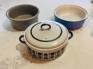 lot 201 image: Otagiri Oven to Table Stoneware Casserole Dish W Hall &amp Unbranded Casserole Dishes