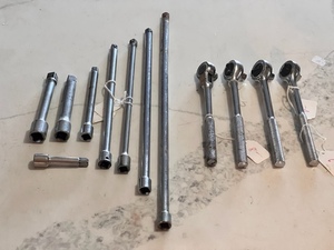lot 266 image: Lot of 4 Ratchets &amp 8 Extensions&nbsp