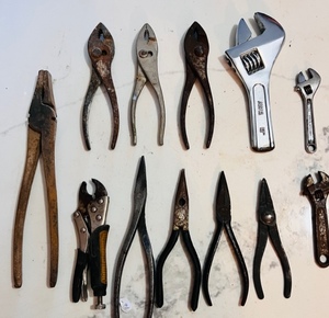 lot 269 image: Lot of 9 Pliers &amp 3 Crescent Wrenches