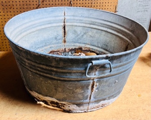 lot 274 image: Vintage Wash Tub