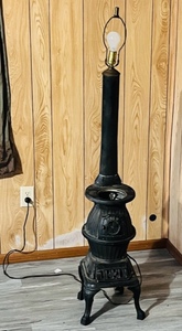 lot 299 image: Real Polo No. 8 Potbelly Stove Repurposed Into a Lamp