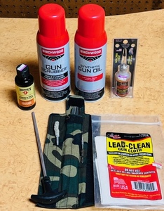 lot 302 image: Gun Cleaning Kit & Supplies