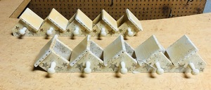 lot 326 image: Connecting Shelves Which Form An Upside-Down V