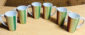 lot 327 image: Set of Six Fitz & Floyd In Bloom Coffee Mugs