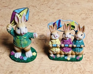 lot 336 image: Two Bunny Gardens Backyard Bunnies Limit Edition Figurines