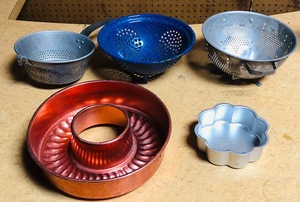 lot 346 image: Three Vintage Strainers, Copper Jello Mold, & Wilton Cake Pan