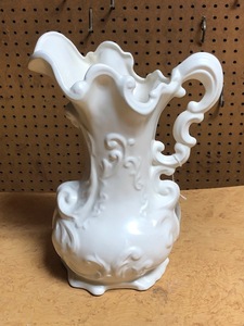lot 347 image: Beautiful Antique Water Pitcher